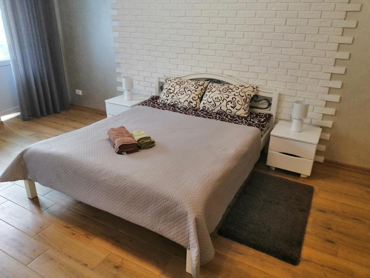 Apartment "Provence" تشيرنيهيفسكا المظهر الخارجي الصورة